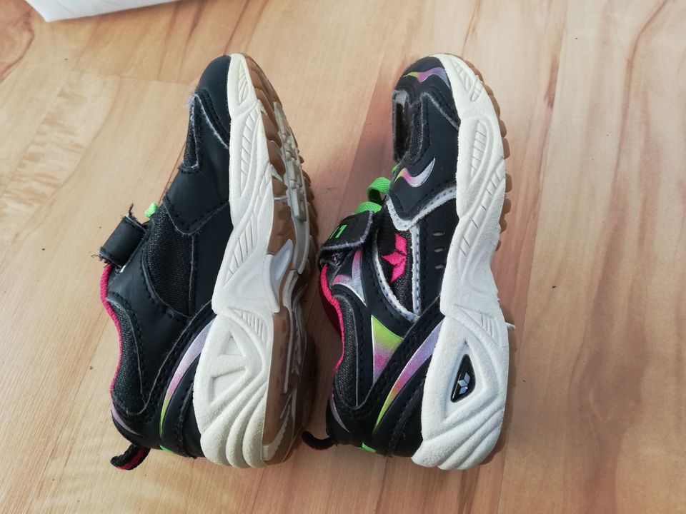 Schuhe, Hausschuhe, Sportschuhe Größe 24 - Tausch in Diespeck