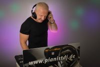 Hochzeits-DJ & Pianist Oliver - bestens aufgelegt seit 15 Jahren Stuttgart - Stuttgart-Süd Vorschau