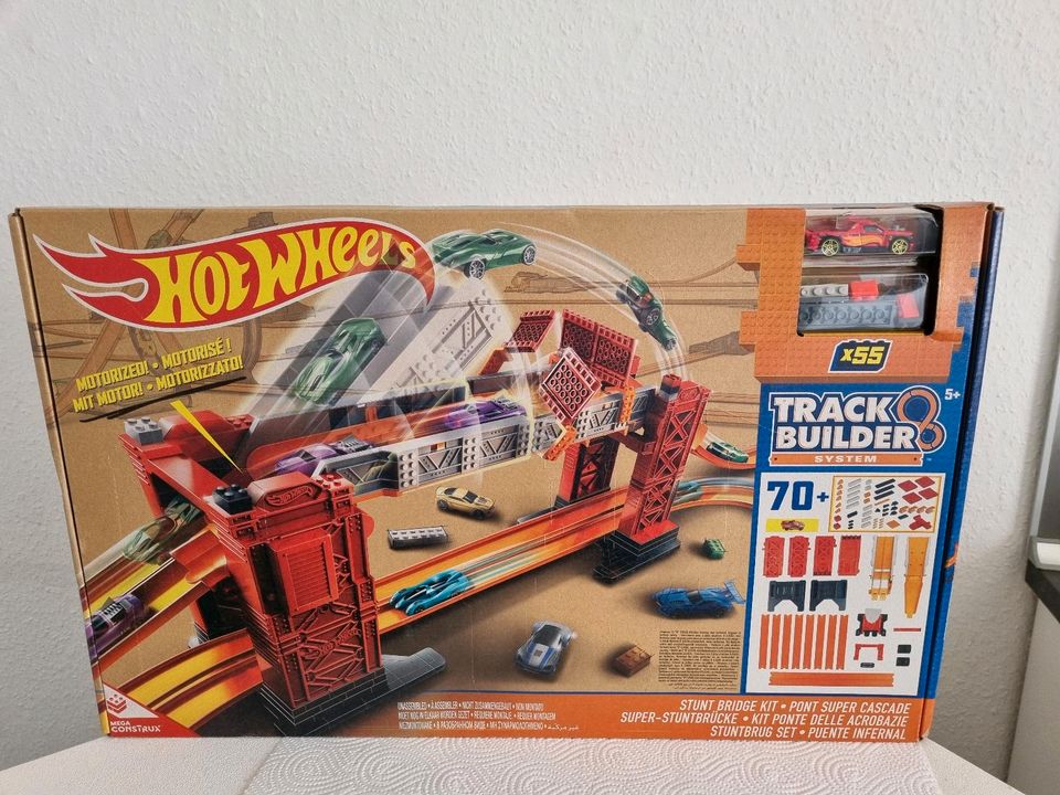 HOT WHEELS TRACK BUILDER SYSTEM in Duisburg