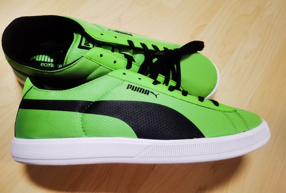 Puma neue, grüne Sneaker Größe 45 in Öhringen
