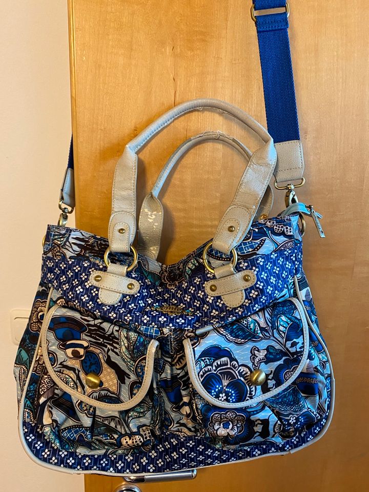 Tolle Wickeltasche oilily mit Wickelunterlage blau Creme in Luhe-Wildenau