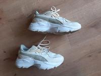 PUMA SNEAKERS GRÖßE 40 BEIGE Bayern - Landshut Vorschau