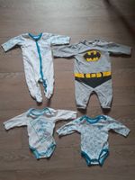 Babybekleidung - 4 Baby Bodys 50/56 Superhelden Brandenburg - Friedland (Mark) Vorschau