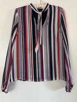 Bluse Silber Chiffon Schleife elegant weiblich wie neu Niedersachsen - Westerstede Vorschau