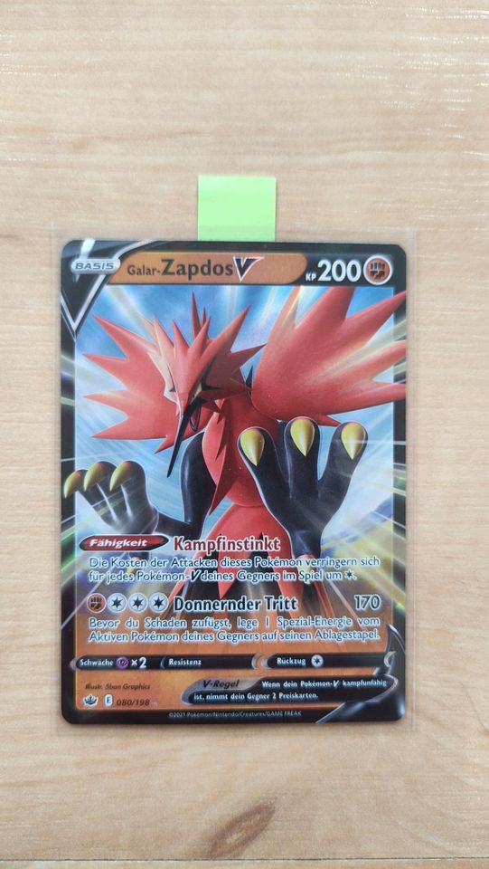 Pokemon Karte "Galar-Zapdos V" in Maisach