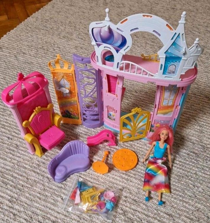 Barbie Dreamtopia Regenbogenkönigreich Haus Schloss Prinzessin in Erfurt