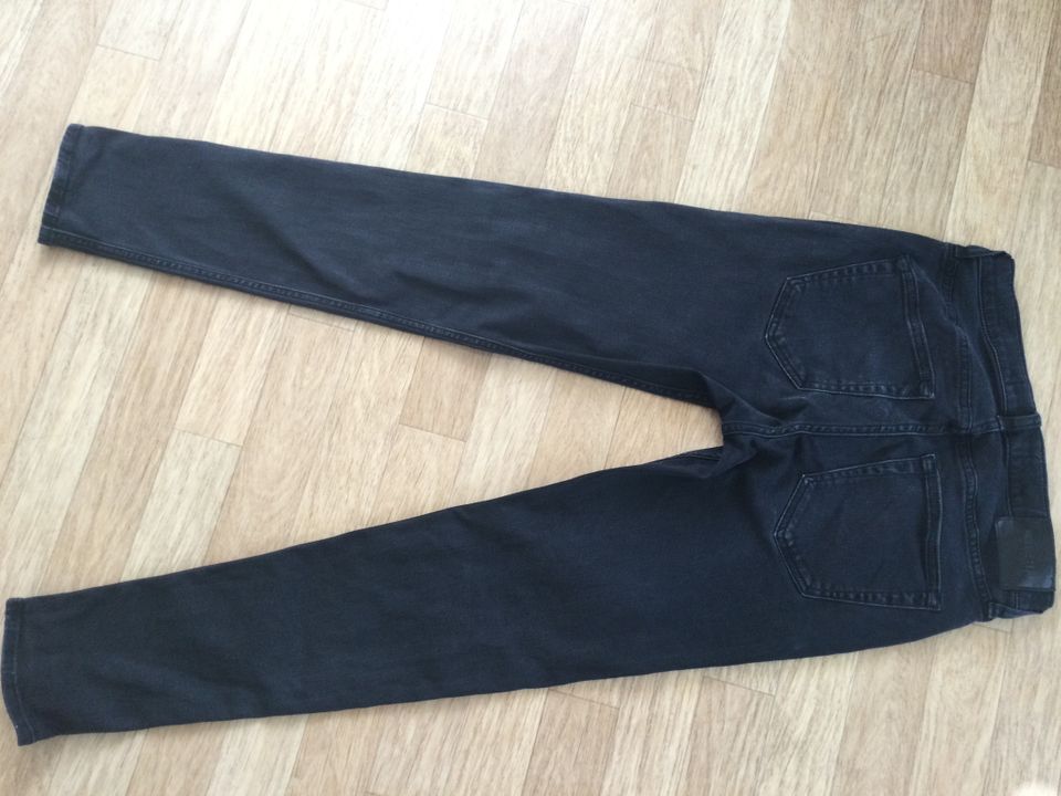 Hollister Jeans schwarz 29/32 in Dossenheim