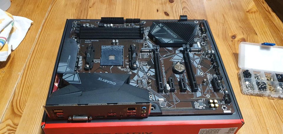 Motherboard Mainboard Gigabyte B550 Gaming  X  V2 Sockel AM4 in Troisdorf