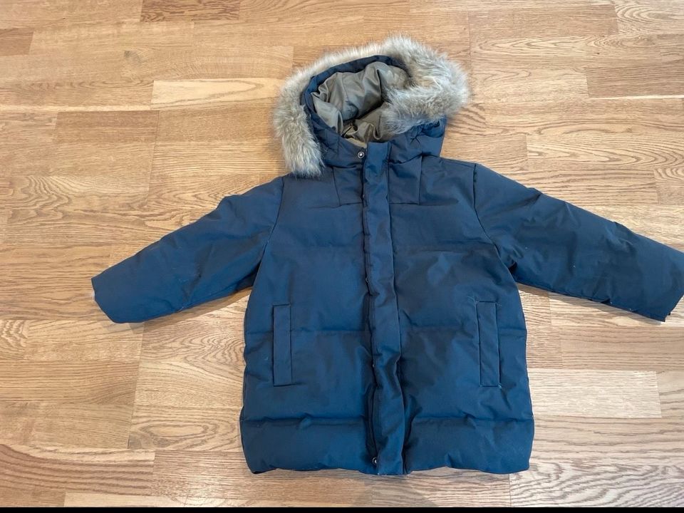 Winterjacke Daunen Gr 116 Zara in Hatzenbühl