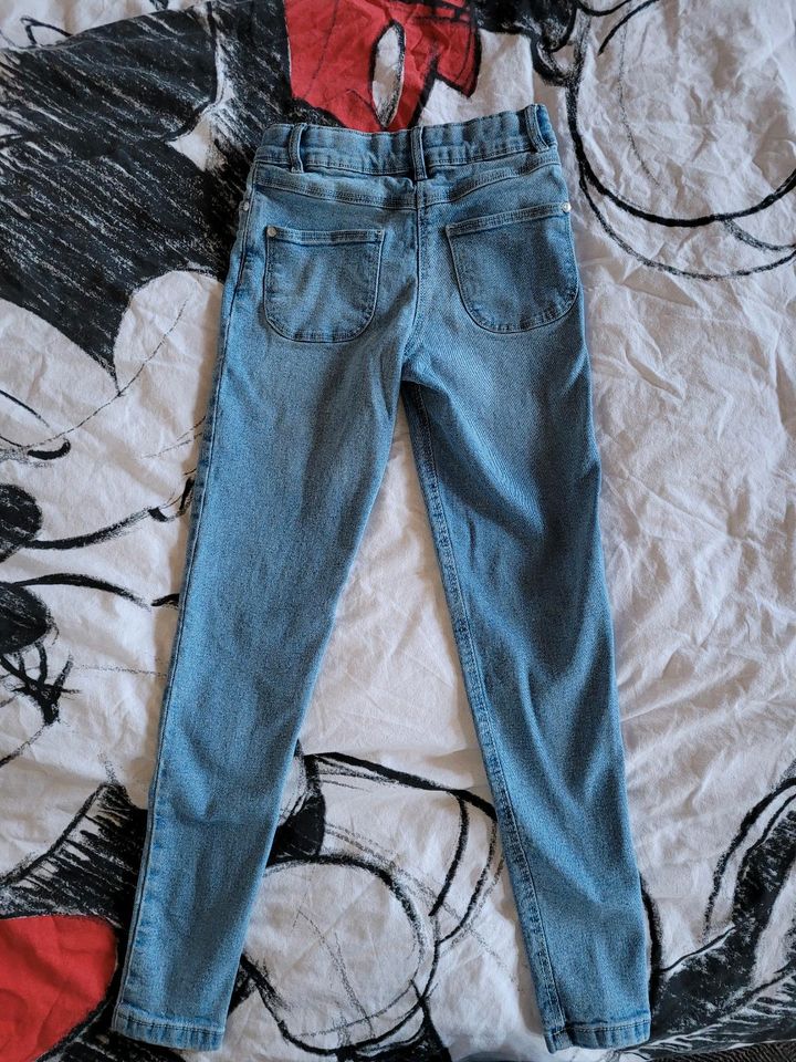 Jeans gr 152 in Herne