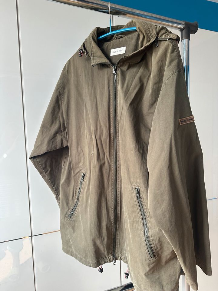 Lange Jacke-Anorak-Kapuze-grün-Gr.40 in Gehrden