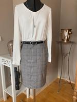 Topshop Etuikleid mit Gürtel Pepita weiß 38 M Bayern - Hallbergmoos Vorschau