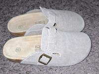 Wildleder Clogs Gr. 38 Beige Schuhe Schleswig-Holstein - Lübeck Vorschau