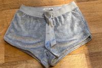 Kuschelige Hollister Shorts Gr. S Niedersachsen - Edewecht Vorschau