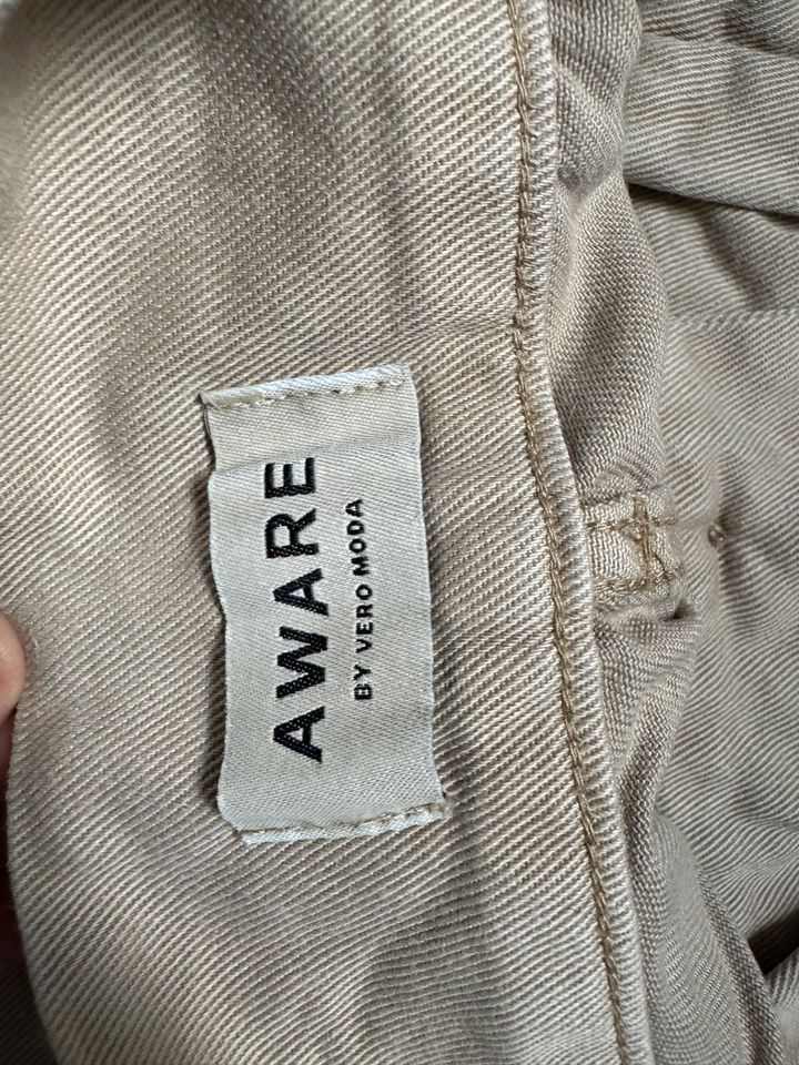 Aware VERO MODA Stoffhose Loose Fit Gr. S beige Bio Baumwolle in Dassow