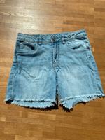Jeansshorts mit ausgefransten Enden von Garcia Niedersachsen - Schwarmstedt Vorschau