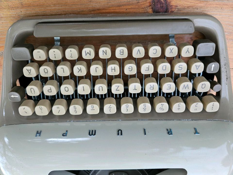 Triumph Schreibmaschine in Bottrop