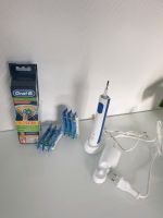 Oral-B Zahnbürste mit neuen Ersatzbürstenköpfe Rheinland-Pfalz - Rheinböllen Vorschau