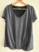 bpc Bonprix Shirt schwarz silber schimmernd Gr. 44 TOP Nordrhein-Westfalen - Brühl Vorschau