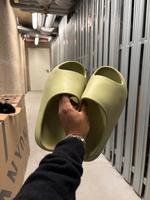 Schlappen Yeezy like Gr. 40 Hamburg Barmbek - Hamburg Barmbek-Süd  Vorschau