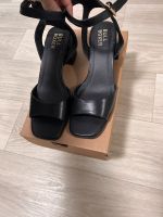 Bullboxer Riemensandalen 42  Sandaletten Schwarz neu Altona - Hamburg Osdorf Vorschau