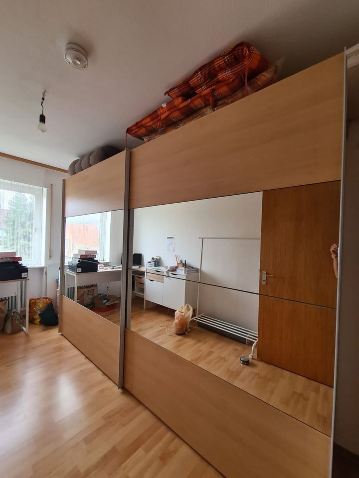 Schwebetürenschrank Schrank Schlafzimmer mit Spiegeltüren in Neustadt an der Weinstraße