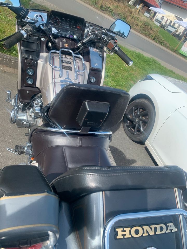 Motorrad Goldwing in Wissen