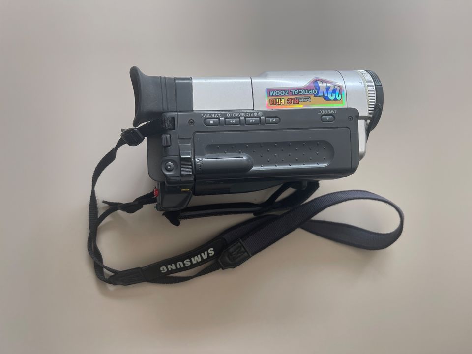 Samsung VP-w90 Handycam 8mm Digital Camcorder in Aschaffenburg