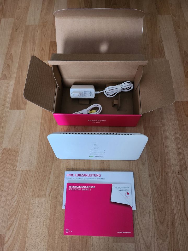 Telekom Speedport Smart 3 WLAN Router Weiß, Wie NEU, TOP ZUSTAND! in Bad Schwalbach