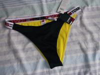Tommy Jeans Bikinihose Gr.L NEU Sachsen-Anhalt - Magdeburg Vorschau