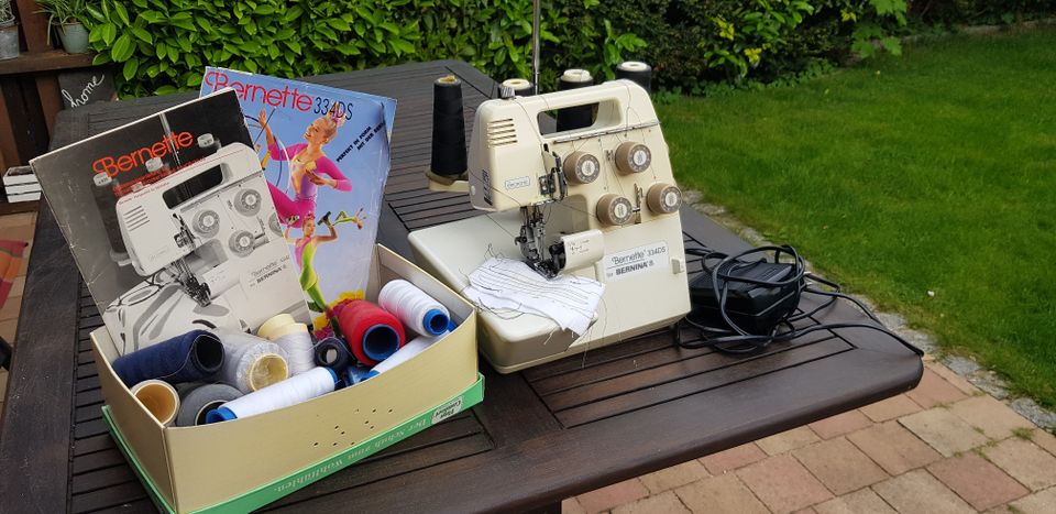 Overlock Bernina Bernette 334DS in Dorsten