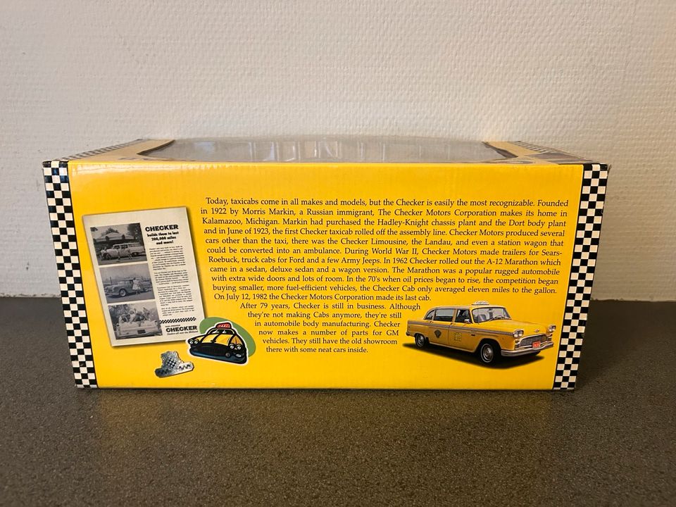 Modell Auto New York Checker Taxicab Originalverpackt 1981 in Budenheim