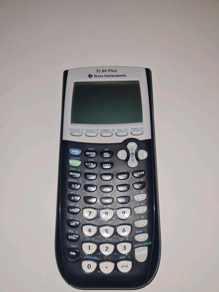 Texas Instruments TI-84 plus graphischer Taschenrechner in Schwieberdingen