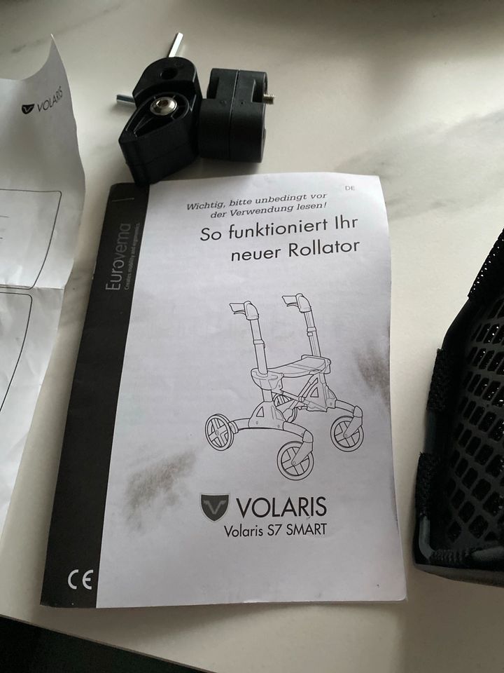 Rollator v. Volaris Alu ca. 7,6 kg leicht in Bonn