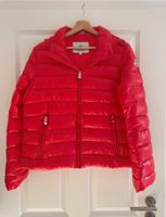 Pyrenex Jacke Winterjacke Daunenjacke neu Gr. 40 Niedersachsen - Isernhagen Vorschau