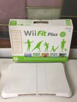 Wii Fit Plus-Weißes Balance Board Bundle (Nintendo Wii, 2009) Schleswig-Holstein - Norderstedt Vorschau