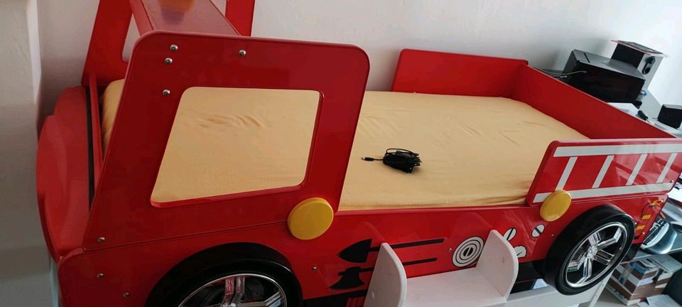 Kinderbett als feuerwehrauto in Querfurt
