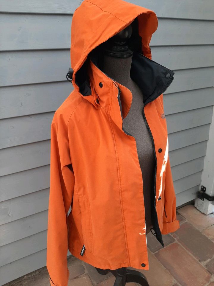 Leichte Jacke von Jack Wolfskin Gr. L in Halstenbek