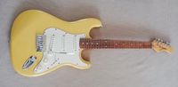 Johnson Stratocaster in sparkle yellow Bayern - Haßfurt Vorschau