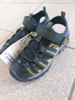 Verschiede Schuhe Sandalen Sneaker Turnschuhe Hessen - Usingen Vorschau