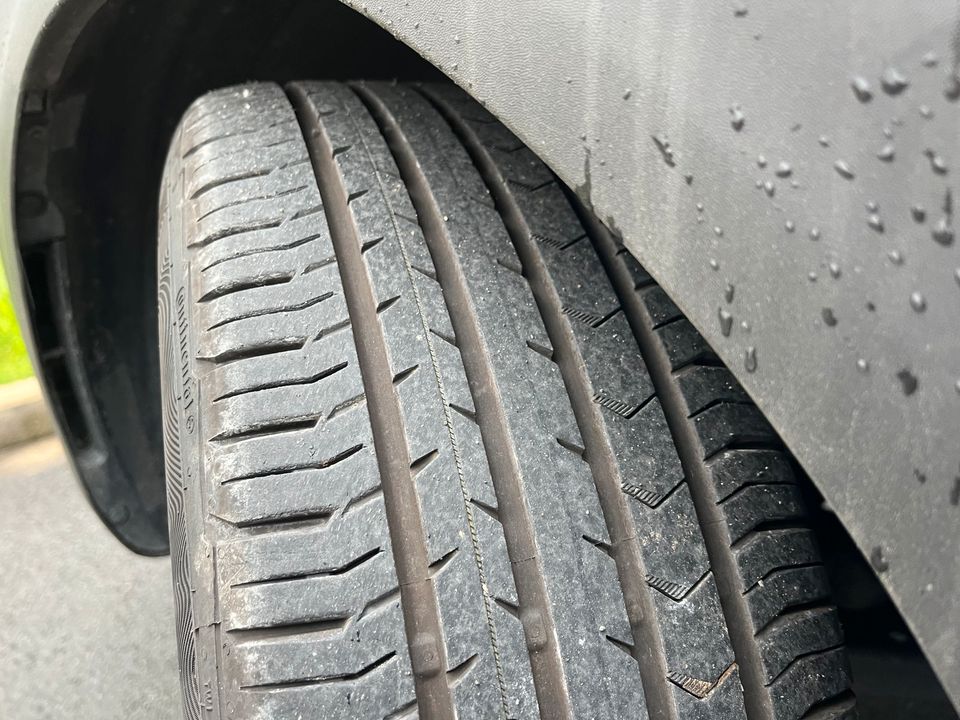 Continental Sommerreifen 205/55 R17 V Neuwertig TOP!!! in Lippstadt