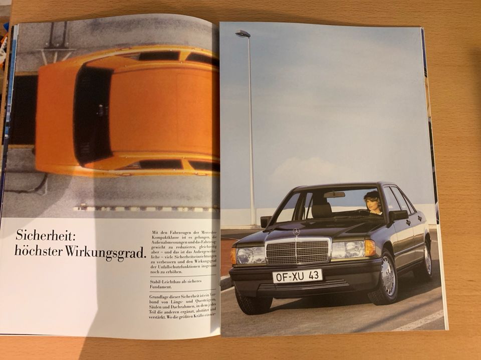Mercedes W201 Prospekt 190 D 2.5 und 2.5 TURBO 1988 aus Sammlung in Altdorf