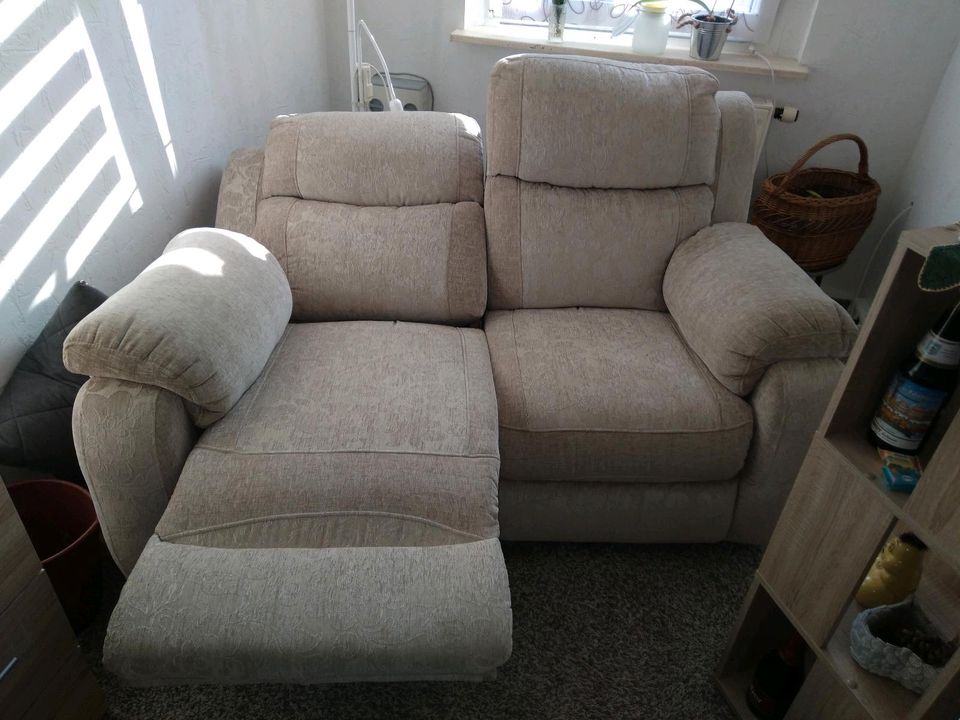 Sofa mit Doppelfunktion zu verkaufen in Vetschau