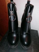 Lamoda freestyle plattform boots Gr. 5/36 schwarz NEU Baden-Württemberg - Niefern-Öschelbronn Vorschau