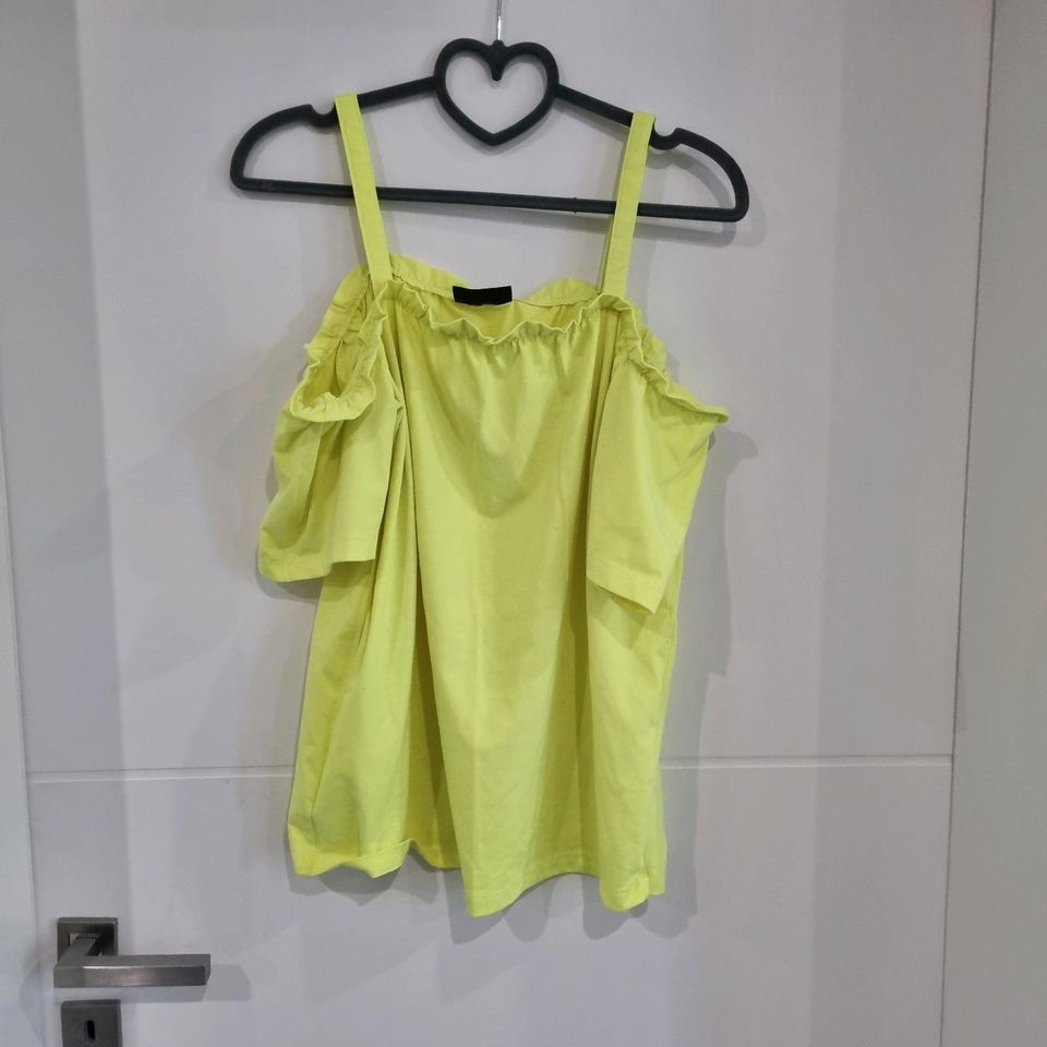 Tshirt/top,  neon gelb,  Größe 38 in Lübow