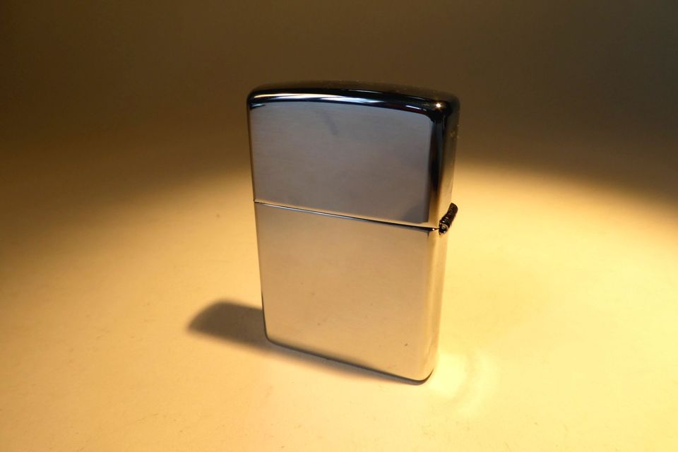 Zippo-Sturmfeuerzeug, Benzin, verchromt, Made in USA, Bradford PA in Konstanz