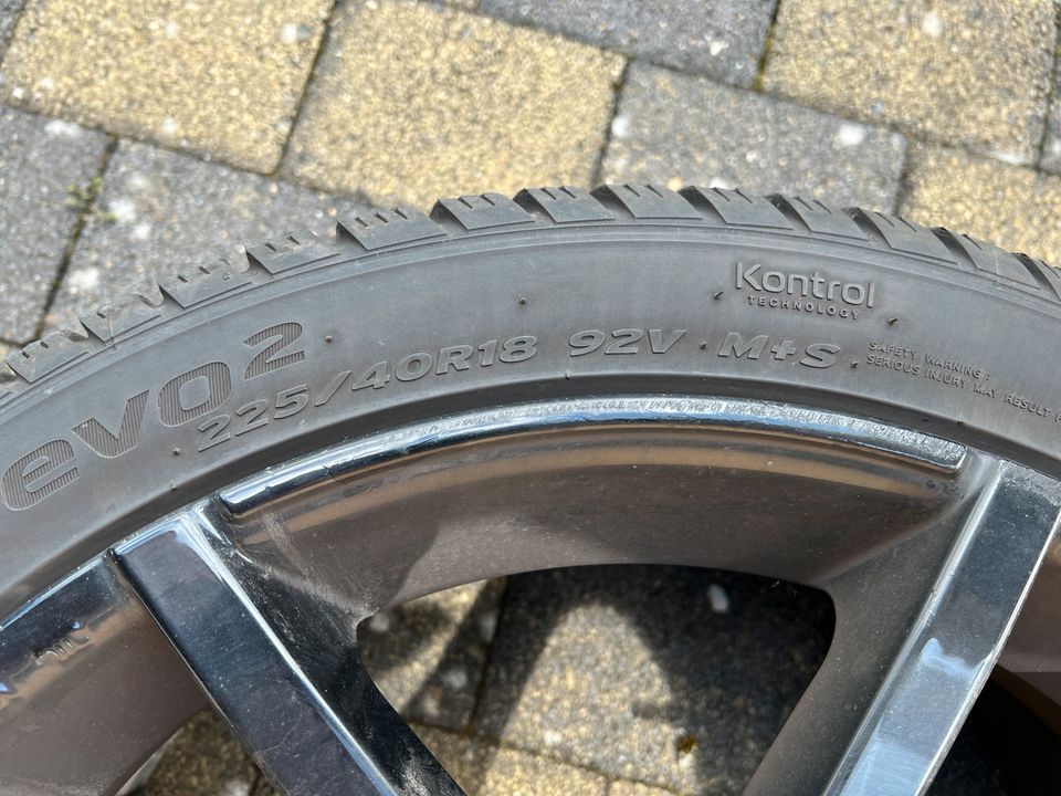 Winterräder 225/40 R18 in Uder