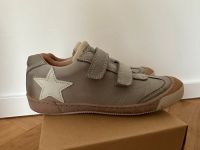 NEU! Bisgaard Leder Sneaker,Klettschuh,Halbschuh,hellgrau, Gr. 35 Nordrhein-Westfalen - Ratingen Vorschau