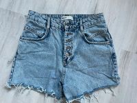 Shorts Gina tricot gr.34 Niedersachsen - Dassel Vorschau