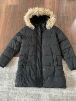 Mädchen Winterjacke Gr. 152 Frankfurt am Main - Hausen i. Frankfurt a. Main Vorschau